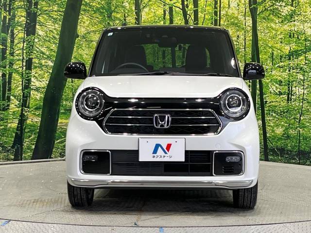 弊社では、全車『修復歴なし』のお車のみ取り扱っております。専任バイヤーによる厳選した仕入れの後、入庫後の車両チェックを行い、ネクステージが認定した高品質な中古車をご提供しております。