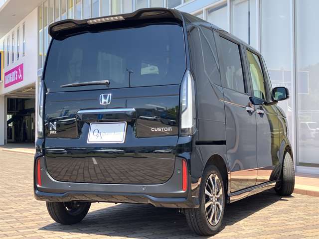 自社指定車検工場併設しております！アフターメンテナンスもお任せください！