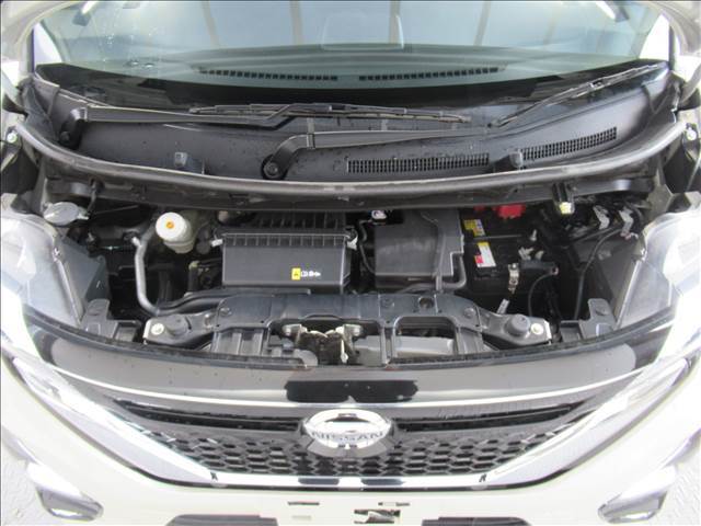弊社は車検のコバックも提携しており、月々の車検台数300台の実績もありますので、納車後のアフターケアーもご安心ください。