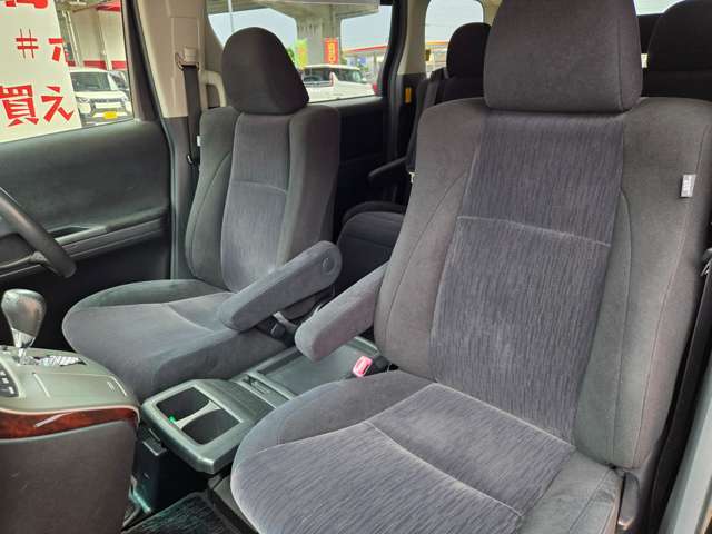 自社ローン対応車　 詳しくは弊社ホームページまで！ 　https://carlifegroup.fukuoka.jp/カーセンサー掲載車以外にも在庫車輌 多数掲載中！カーライフ福岡　福岡県糟屋郡粕屋町戸原西4丁目8-11　TEL0120-038-871