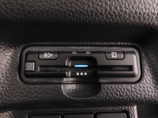 ◆ETC車載器　装備車◆今や必需品のETC！有料道路を利用する際にスムースに通過でき、わずらわしい料金支払いから開放されます！