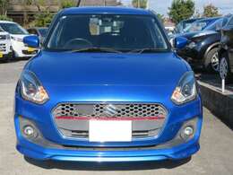 ご覧頂きましてありがとうございます。当社が自信を持ってオススメする1台です。是非ご覧になってください。