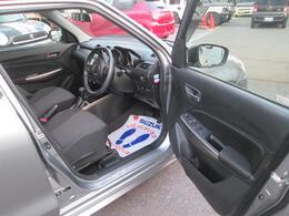 内装はルームクリーニングを実施します☆キレイな状態でご納車します☆