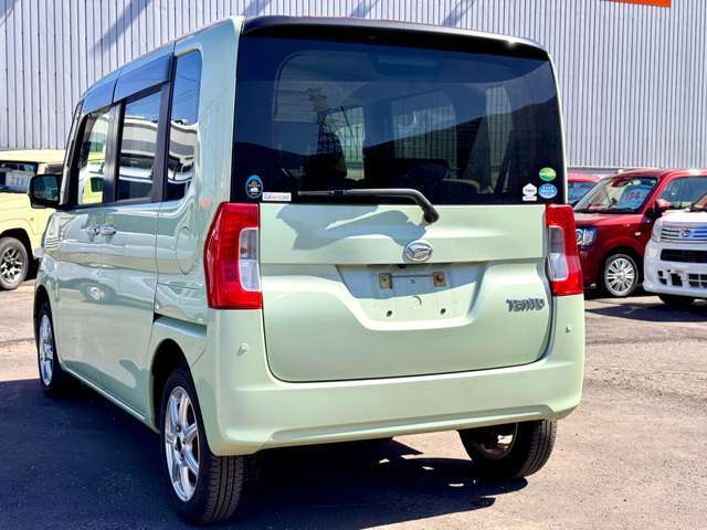 国交省の代わりに車検認定ができる「陸運局指定工場」の資格をもっており、熟練の整備士や国家資格を持った整備士が揃ってます！