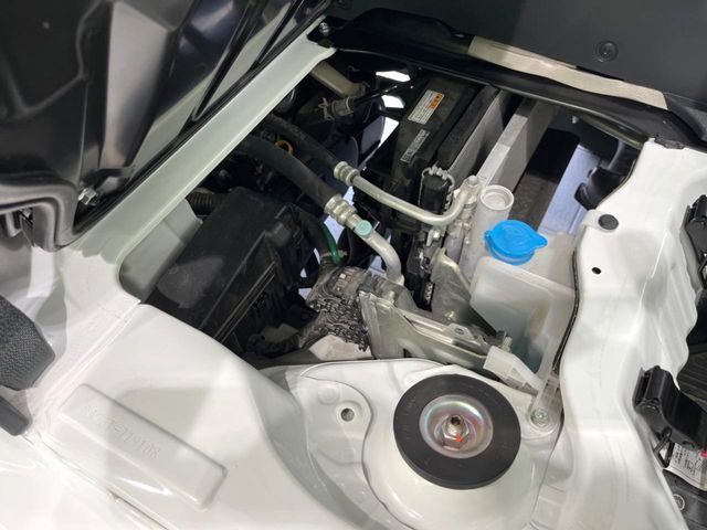 親切・丁寧な専門メカニックスタッフが応対！・車検・点検整備・事故等の修理などアフターサービスも安心。お車のカスタマイズもネクステージのサービススタッフまでご相談ください！