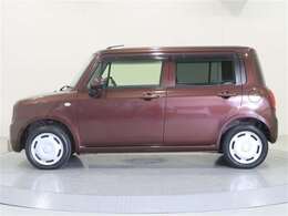 KEIカーとは思えない驚きの広さの室内空間。