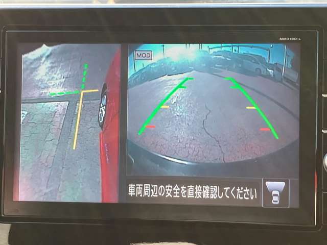 左サイドカメラとフロントカメラ運転席から死角となりやすい車両左前部分や前方部分もバッチリ見えます♪