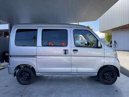 お車を売却していただいたあと、次の車が納車になるまでどうしよう・・・。ご安心ください！最長1ヶ月間代車無料です♪