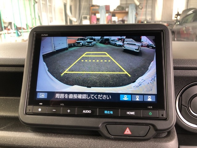 【バックカメラ】駐車時に安心のバックカメラが装備されています！