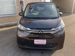 R8/9車検有　走行3万4千　イーアシスト　コーナーソナー　SDナビ　フルセグTV　DVD再生　BLUETOOTH　バックカメラ本体　ETC　ベンチシー　Wシートヒーター　キーレス　電格ミラー