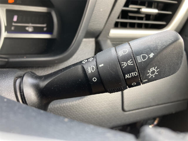 自社ホームページでは、お得な情報満載！最新チラシや目玉車などの情報は【ナオイオート　車販売】で検索★
