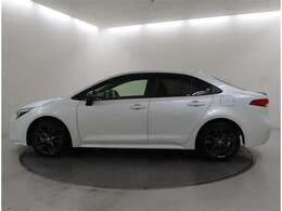 ハイブリッド＋1.8Lエンジンという組み合わせで、燃費性能が高めに設計されています。