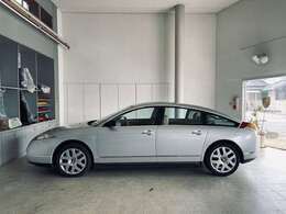 走行少なめ、日本発売1周年を記念した特別限定車