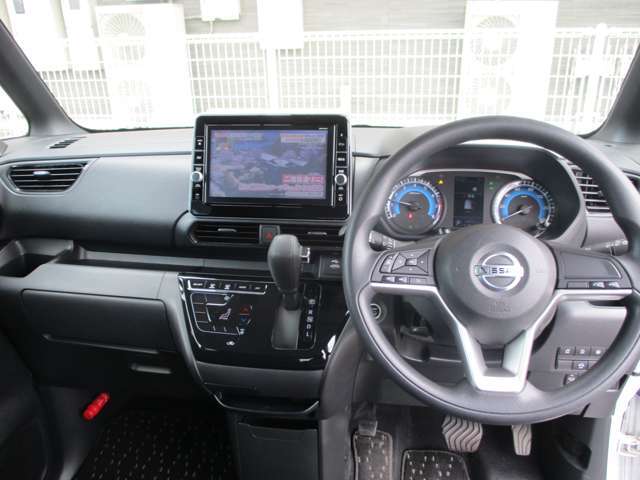 自動車保険も取扱います！『日産カーライフ保険プラン』で“充実サポート”！！ディーラーならではのレッカー手配やガラス・バンパー・タイヤ等の補償特典がございます！まずはお尋ねください！！