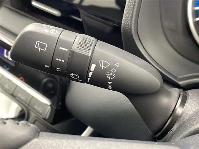 【運転席操作部】快適なドライブを楽しむための機能が装備されています！運転席から触れるので、使いやすいです！除菌プランいれていただくと、さらに清潔で安心していただけます！
