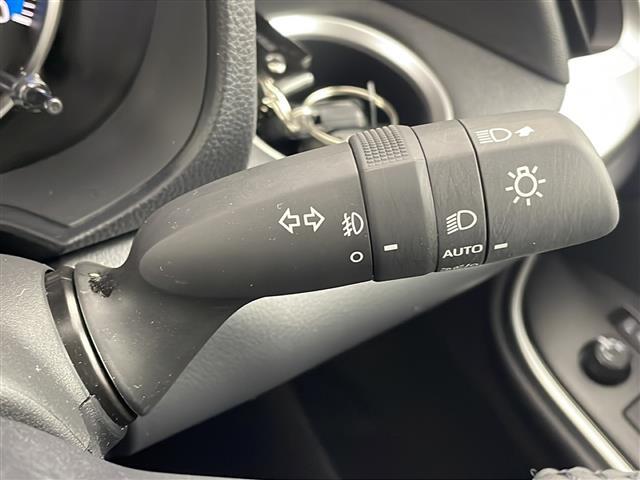 【運転席操作部】快適なドライブを楽しむための機能が装備されています！運転席から触れるので、使いやすいです！除菌プランいれていただくと、さらに清潔で安心していただけます！