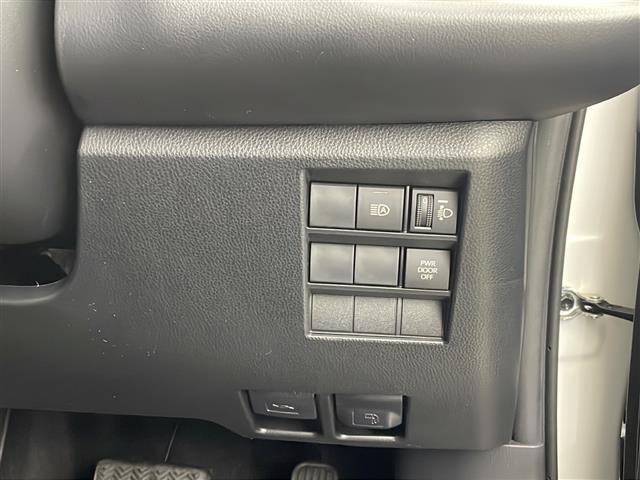 【運転席操作部】快適なドライブを楽しむための機能が装備されています！運転席から触れるので、使いやすいです！除菌プランいれていただくと、さらに清潔で安心していただけます！