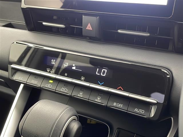 【運転席操作部】快適なドライブを楽しむための機能が装備されています！運転席から触れるので、使いやすいです！除菌プランいれていただくと、さらに清潔で安心していただけます！