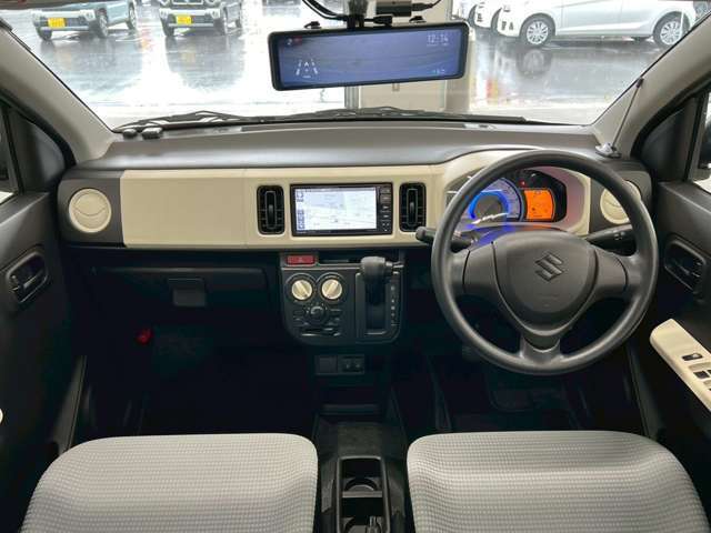 ☆修復歴表示を自社基準では無く、公的機関「（財）日本自動車査定協会」の基準を採用し、全車に修復歴の有無や箇所、程度を明記☆