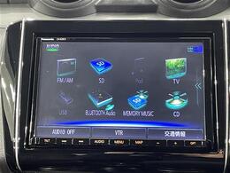 【Bluetooth】ナビゲーションと携帯電話/スマートフォンをBluetooth接続することができます。接続するとハンズフリーで使用することができるので、とても便利です！