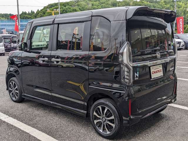 ☆チャンスの魅力5☆　次回の車検代が確定！ご契約時に次回の車検代を含む、メンテナンスパックがお勧めです！超早割で追加整備代の掛からない、お得なプランです。車検時の部品交換の費用も心配いりません！！