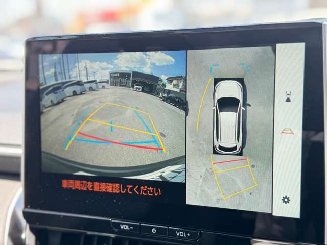 【全周囲カメラ】全周囲カメラがついているので駐車が苦手の方でも安心して後退可能です！ガイドラインも表示されます！クリアランスソナーと合わせて、カメラと音で周囲を確認しながら駐車が可能となっております！