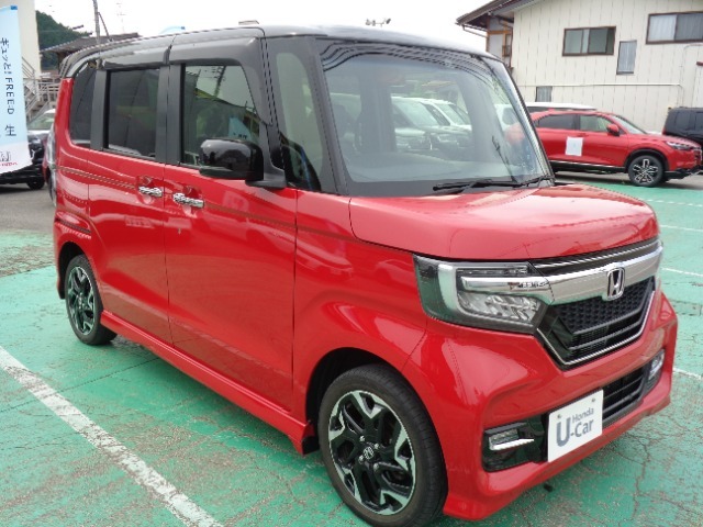 運転支援装置ホンダセンシング搭載車！ミリ波レーダーとカメラで検知した情報をもとに快適な運転や、事故回避を支援する、安全運転支援システムです♪