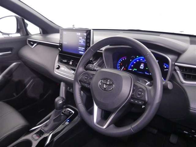 見通しのよいすっきりとした視界で、誰でも運転しやすいです。運転のしやすさは疲れにくさにも繋がりますよ♪