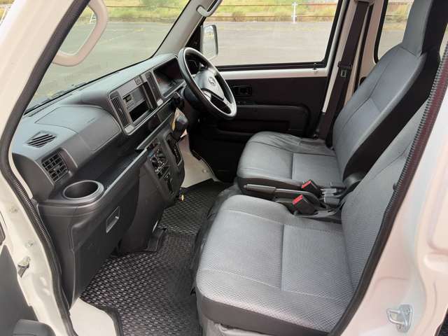 他店舗在庫をお取り寄せさせて頂けます。全店在庫の中からお客様に、一番合うお車をご提案します！他店舗の在庫もお気軽にお問合せ下さい。当店舗でご購入できます。