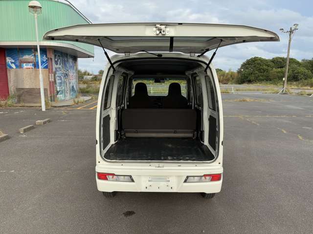 ☆任意保険も☆　　　　　任意保険もお任せ下さい！チャンスは損保ジャパン（株）の正規代理店です！3年間保険料が変わらない、3年長期保険がお得です！！保険の事も、お車の事もお任せ下さい！！！