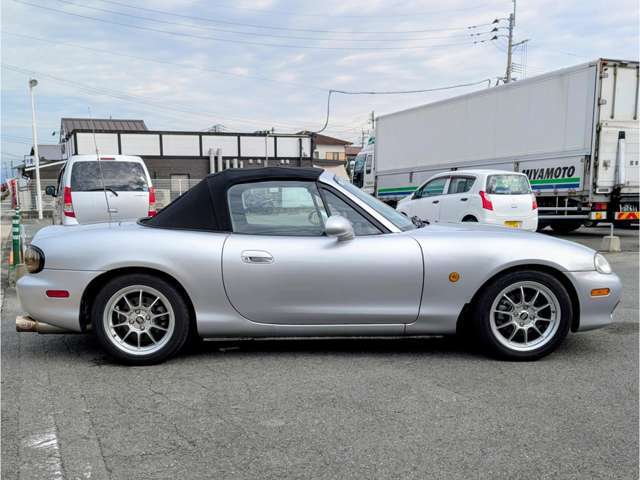 TEIN車高調にてローダウン