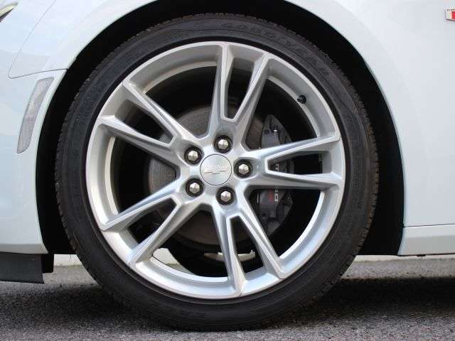 お客様に十分にご納得いただいた上で、新しい愛車をご堪能いただけるようにじっくりとご説明差し上げます。