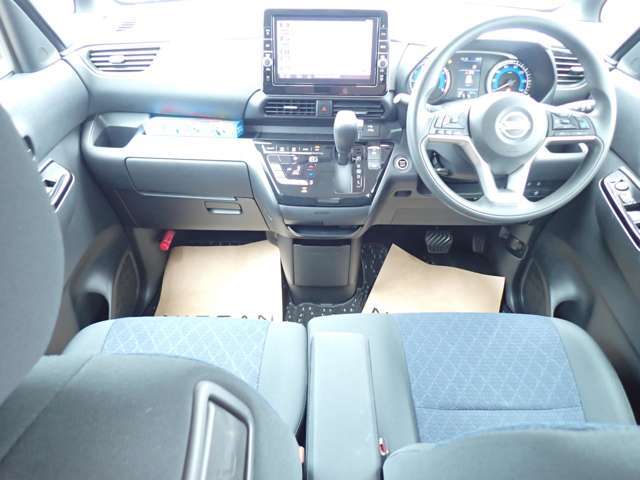 軽自動車ですので車両感覚も掴みやすく運転のしやすいお車になっております♪