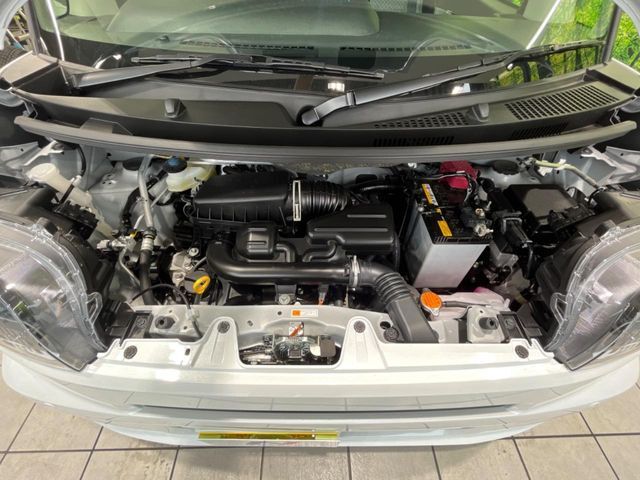 親切・丁寧な専門メカニックスタッフが応対！・車検・点検整備・事故等の修理などアフターサービスも安心。お車のカスタマイズもネクステージのサービススタッフまでご相談ください！
