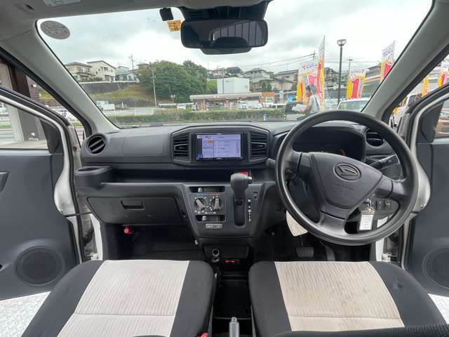 インパネ全体の写真です！車内もキレイにクリーニングしています！Webサイトでは動画も配信中♪ → https://asukapeople.com/　他の画像が見たい場合は是非お問合せ下さい！