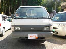 カーパレス鹿児島はお客様の要望に合った中古車・新車をご案内します。トヨタ・日産・ホンダ・マツダ・スバル・スズキ・三菱・ダイハツなど、各メーカーの中古車を注文販売する事も可能です。