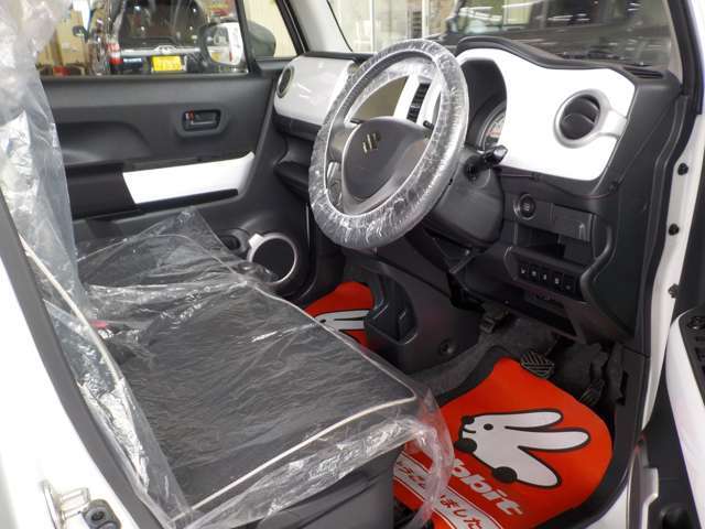 軽自動車39.8万円（サンキュッパ）専門店！！　　修復歴なし！！　近畿運輸局指定車検工場を自社完備。お客様のカーライフを安心サポート♪