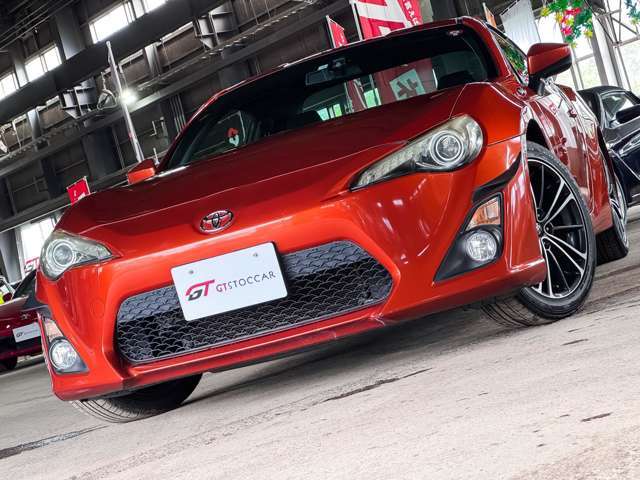全道でコスモサービスステーションを11店舗運営する北海道カーオイル（株）の中古車専門店舗です！