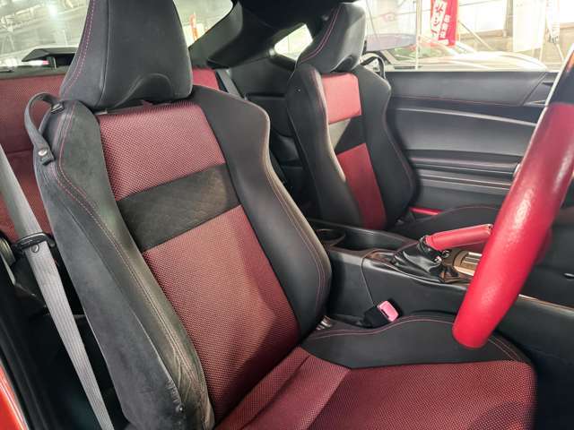 販売車は、ありのままのコンディションを正直に公開させて頂きます！良い部分があれば悪い部分があっても不思議ではありません。メリットデメリットをお話ししながら良い選択肢をご提案できるよう努めています！