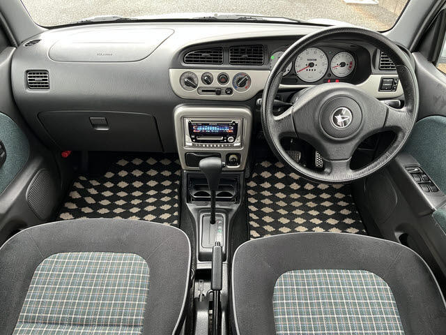 特別仕様車「ミニライトスペシャル」は、イギリスのアルミホイールブランドであるミニライトとのタイアップによるモデルとなります！！