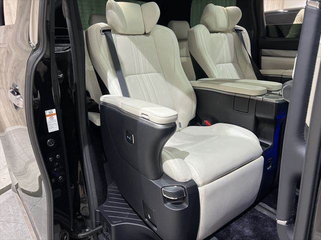 ☆運転席側2列目シート