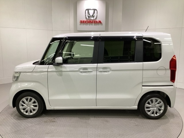 購入後も自社指定整備工場完備でお客様の愛車をしっかりサポート致します！御納車時には安全かつ安心してお乗り頂けるようホンダ専門知識を持つ整備スタッフが点検・整備・装備も説明をしてお渡ししております。