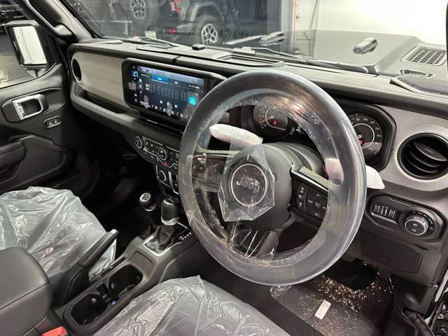 中古車だけでなく新車も多岐にわたり正規輸入車販売を行っております。全国選りすぐりの仕入ネットワークからあなたにピッタリのお車を探します！◆TEL:0078-6002-700293◆