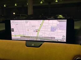 【純正メーカーナビ】装備でフルセグTV視聴やBluetooth等充実装備。
