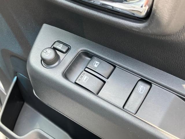 車選びにはお悩みがつきものです！具体的な購入までは検討していないけど車は気になるというお客様も大歓迎です！是非中古車購入の第一歩のお手伝いをさせてください！