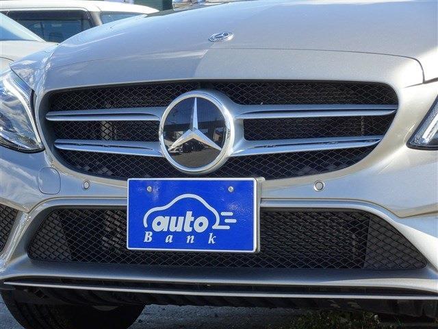 法定12ヵ月点検/車輌診断/エンジンオイル交換/オイルエレメント交換。その他不具合箇所のある場合は修理又は部品交換など実施致します。最後に内装/外装のコンディションを整えてご納車となります。