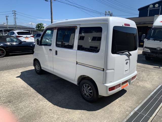 【全車保証付き】当店のお車は6ヶ月または5000キロ上限の保証が付いています。納車前にしっかりと整備は致しますが、万が一の故障なども保証期間内であれば保証適用で修理可能です。
