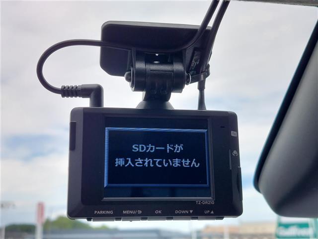 安心の全車保証付き！（※部分保証、国産車は納車後3ヶ月、輸入車は納車後1ヶ月の保証期間となります）。その他長期保証(有償)もご用意しております！※長期保証を付帯できる車両には条件がございます。