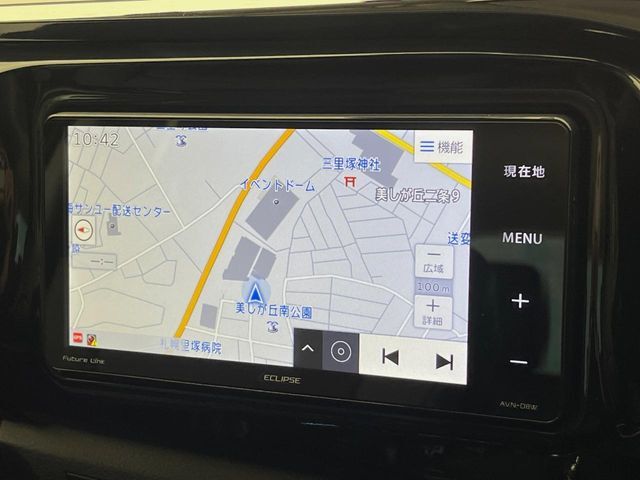 【ナビゲーション】目的地までしっかり案内してくれる使いやすいナビ。Bluetooth接続すればお持ちのスマホやMP3プレイヤーの音楽を再生可能！毎日の運転がさらに楽しくなります！！