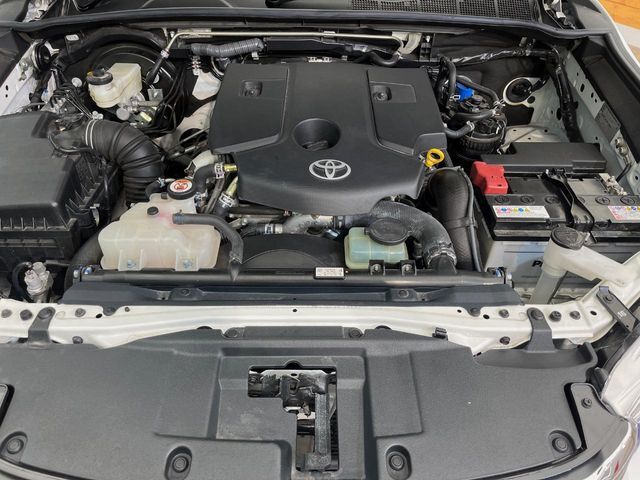 親切・丁寧な専門メカニックスタッフが応対！・車検・点検整備・事故等の修理などアフターサービスも安心。お車のカスタマイズもネクステージのサービススタッフまでご相談ください！